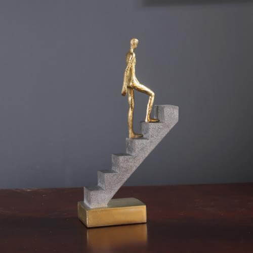 Individuality Art Sculpture Works Thinker Climbing Ornaments - yogi's ellite design