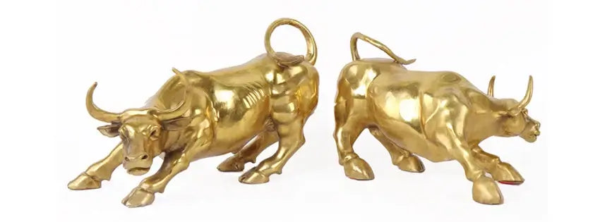 Bull Figurine Sculpture Charging Stock Market Bull Statue Home Office Decor Holiday Gifts Wall Street Pure copper Golden Fierce